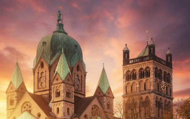 Professionelle Teppichreinigung für Neuss.